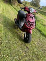 Piaggio zip 2000 4t 2v brom 2017 (niet te ruil!), Fietsen en Brommers, Brommeronderdelen | Scooters, Ophalen, Zo goed als nieuw