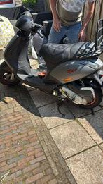 Piaggio zip 80cc, Fietsen en Brommers, Scooters | Piaggio, Ophalen, Zip, Zo goed als nieuw, 80 cc
