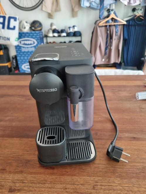 De'Longhi Nespresso Lattisma one EN510.B Zwart, Witgoed en Apparatuur, Koffiezetapparaten, Gebruikt, Ophalen of Verzenden