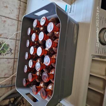 Glazen apothekersflesjes  beschikbaar voor biedingen