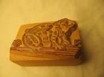 klein houtsnijwerk kunst stempeltje van kikker, Antiek en Kunst, Verzenden