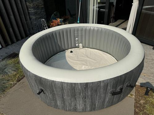 Intex Pure Spa Greywood Deluxe opblaasbare spa - 6 persoons, Tuin en Terras, Bubbelbaden en Hottubs, Gebruikt, Opblaasbaar, Afdekzeil