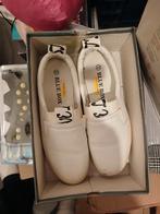 Witte schoenen, Kleding | Dames, Schoenen, Ophalen of Verzenden, Zo goed als nieuw, Zwart, Sneakers of Gympen