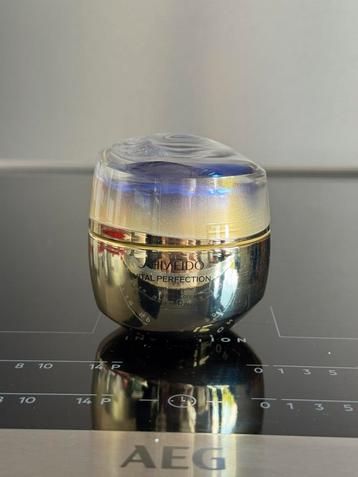 Shiseido vital perfection concentrated supreme cream 50ml beschikbaar voor biedingen