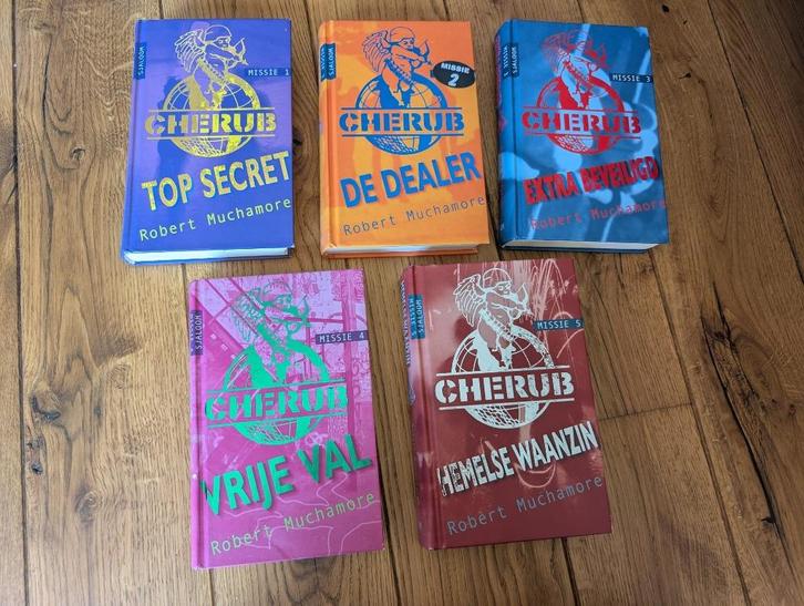 Cherub serie, 3 delen - Robert Muchamore, Boeken, Kinderboeken | Jeugd | 10 tot 12 jaar, Gelezen, Non-fictie, Ophalen of Verzenden
