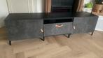 Tv meubel met gebruiksporen, Gebruikt, 150 tot 200 cm, Ophalen of Verzenden, Minder dan 100 cm