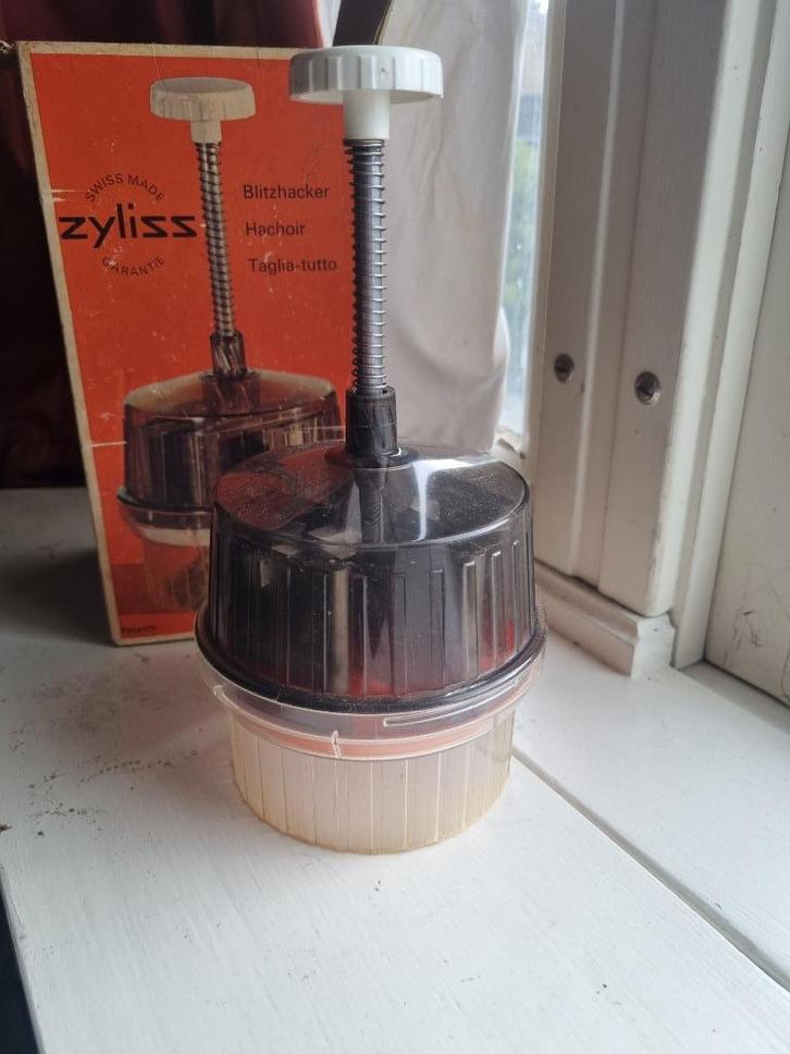 Zyliss blitzhacker originele doos, Huis en Inrichting, Keuken | Keukenbenodigdheden, Gebruikt, Ophalen