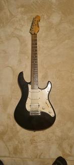 Yamaha EG 012 Elektrische Gitaar, Ophalen of Verzenden, Gebruikt, Solid body, Overige merken