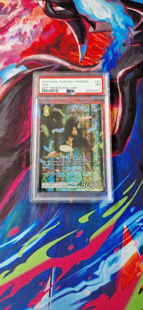 Tifa Final Fantasy promos gift tin box full art Psa 7 pop 1, Ophalen of Verzenden, Nieuw, Losse kaart, Foil