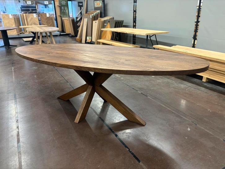 Massief eiken ovale eettafel met matrixpoot 250x110cm, Huis en Inrichting, Tafels | Eettafels, Zo goed als nieuw, 100 tot 150 cm