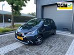 Toyota Aygo 1.0 Vvt-i 69pk 5D 2018, Auto's, Toyota, Voorwielaandrijving, Stof, Zwart, 4 stoelen