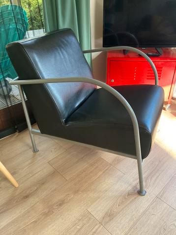 Fauteuil beschikbaar voor biedingen