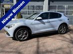 Alfa Romeo Stelvio 2.0 T AWD Q4 280pk Aut. AWD | Leder | Tre, Auto's, Alfa Romeo, Automaat, 4 cilinders, 1655 kg, Wit