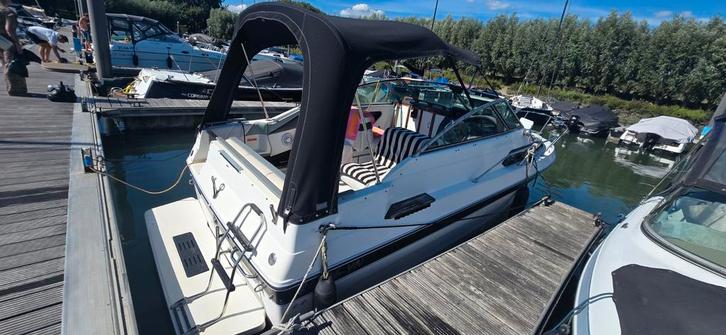 Sea Ray Weekender 230 - V8 Motor, Nieuwe Kap!, Watersport en Boten, Motorboten en Motorjachten, Gebruikt, Polyester, 6 tot 9 meter