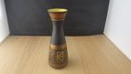 slanke donkerbruine vaas met goudkleurige decoratie, Gebruikt, Overige kleuren, Aardewerk of Porselein, Ophalen of Verzenden