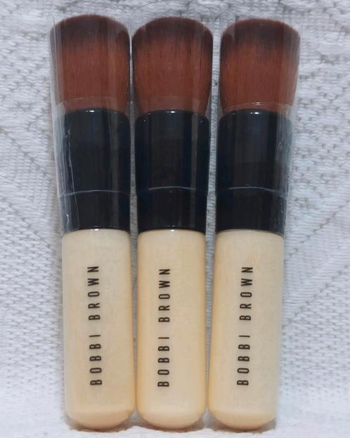 Bobbi Brown Face Brush Kwast, Sieraden, Tassen en Uiterlijk, Uiterlijk | Cosmetica en Make-up, Nieuw, Toebehoren, Gehele gezicht