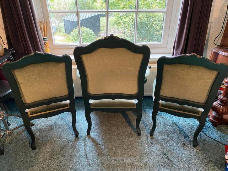 Louis XV set van drie stoelen, Antiek en Kunst, Antiek | Meubels | Stoelen en Banken, Ophalen of Verzenden