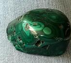 Mooie brok Malachiet., Verzamelen, Mineralen en Fossielen, Verzenden, Mineraal