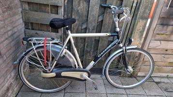 Mooie herenfiets beschikbaar voor biedingen