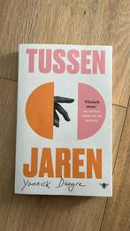 Tussenjaren - Yannick Dangre, Boeken, Literatuur, Ophalen of Verzenden, Zo goed als nieuw, Nederland
