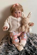 Schattige reborn meisje 🌷, Verzamelen, Poppen, Verzenden, Zo goed als nieuw, Babypop