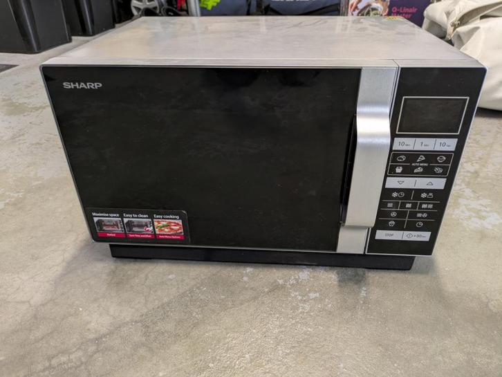 magnetron, Witgoed en Apparatuur, Magnetrons, Zo goed als nieuw, Vrijstaand, Combimagnetron, 45 tot 60 cm, Crisp, Grill, Oven