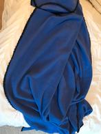 Blauwe woondeken of plaid 1.80 / 1.30, Huis en Inrichting, Woonaccessoires | Plaids en Woondekens, Ophalen of Verzenden, Zo goed als nieuw