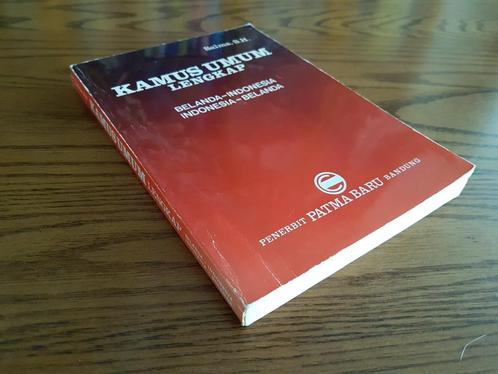KAMUS UMUM Lengkap: Belanda – Indonesia / Indonesia – Beland, Boeken, Woordenboeken, Gelezen, Overige talen, Overige uitgevers