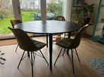 Prachtige houten ronden eettafel diameter 134 cm, Huis en Inrichting, Tafels | Eettafels, Ophalen of Verzenden, Zo goed als nieuw
