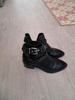 Enkellaarsjes van  pull & Bear collection, maat 37, Ophalen of Verzenden, Zo goed als nieuw, Schoentjes