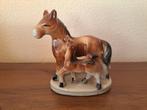 Aardewerk of porselein: beeldje van paard, Verzamelen, Beelden en Beeldjes, Ophalen of Verzenden, Nieuw, Dier