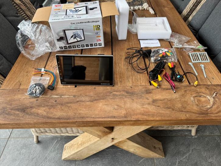 een nieuw multimedia systeem 1 x din  9" scherm, Auto diversen, Autoradio's, Nieuw, Ophalen of Verzenden