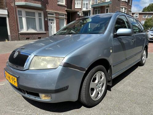 Skoda Fabia Combi 1.4-16V Elegance AUTOMAAT Nieuwe Apk Airco, Auto's, Skoda, Bedrijf, Te koop, Fabia, Airbags, Airconditioning