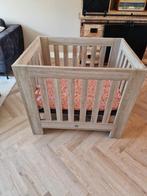 TWF box compleet met matras(hoeslaken) en boxkleden, Ophalen, Zo goed als nieuw, Rechthoekig, In hoogte verstelbaar