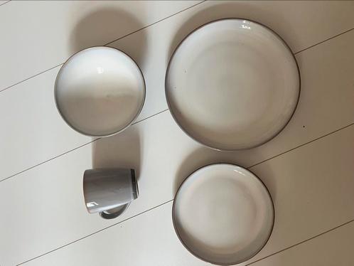 Servies voor 8 personen, Huis en Inrichting, Keuken | Servies, Gebruikt, Overige stijlen, Ophalen of Verzenden