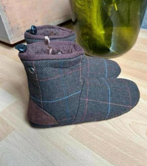 Greyhound bruine unisex sloffen mt 41 NIEUW, Kleding | Dames, Schoenen, Nieuw, Pantoffels of Sloffen, Bruin, Ophalen of Verzenden