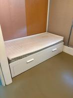 IKEA Brimnes bed, Huis en Inrichting, Ophalen, Gebruikt, Wit, Tweepersoons