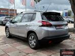 Peugeot 2008 1.2 met maar 34958 km 1 eigenaar, Auto's, Peugeot, Voorwielaandrijving, Stof, Gebruikt, Zwart