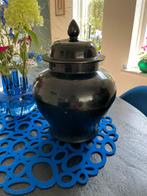 Grote aardewerk pot /vaas met deksel zwart, Antiek en Kunst, Curiosa en Brocante, Ophalen