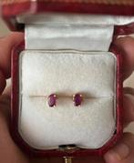 TE KOOP 18 KARAAT OORBELLEN MET ROBIJN!, Sieraden, Tassen en Uiterlijk, Oorbellen, Ophalen of Verzenden, Zo goed als nieuw, Rood
