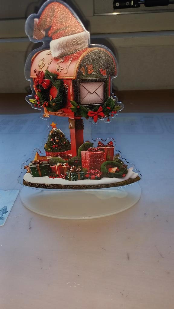 2 verschillende 2D plexiglas kerstfiguren, Diversen, Kerst, Ophalen