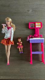 Barbie dokter (z.g.a.n.), Kinderen en Baby's, Speelgoed | Poppen, Ophalen of Verzenden, Zo goed als nieuw, Barbie