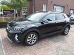 Kia Stonic 1.0 T-GDi DynamicPlusLine (bj 2024), Kia, Zwart, Handgeschakeld, SUV of Terreinwagen