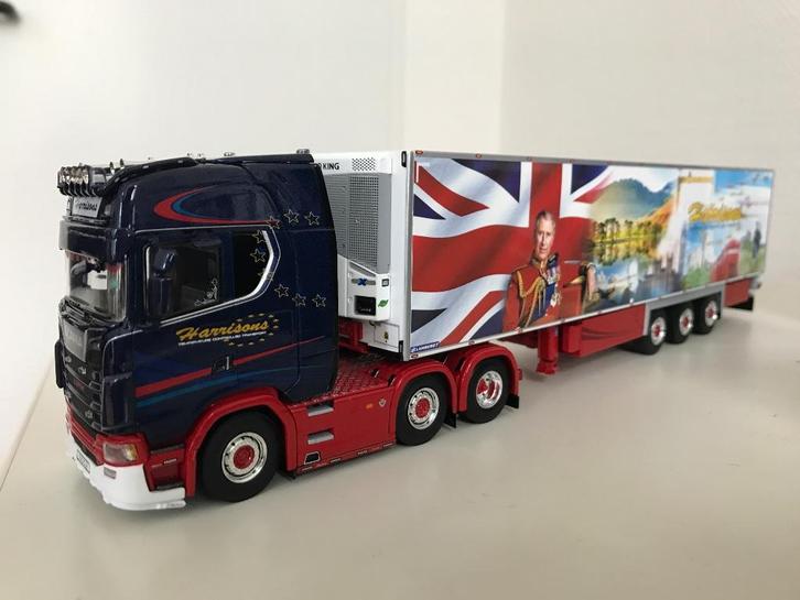 WSI Scania S770 V8 Harrisons Britain, Hobby en Vrije tijd, Modelauto's | 1:50, Nieuw, Bus of Vrachtwagen, Wsi, Ophalen of Verzenden