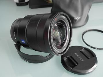 Sony Zeiss Vario-Tessar FE 16-35mm f4 supergroothoek lens 