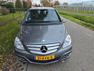  B-Klasse 2.0 CDI 5DRS 2009 Grijs automaat airco nav enz beschikbaar voor biedingen