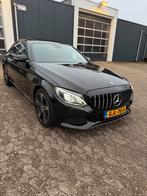Mercedes-Benz C-Klasse  C200 Sedan AUT 2016 Zwart, Auto's, Mercedes-Benz, 1800 kg, 4 cilinders, Zwart, 1365 kg