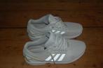 Witte Adidas sportschoenen, maat 43, Adidas, Hardloopschoenen, Ophalen of Verzenden, Zo goed als nieuw