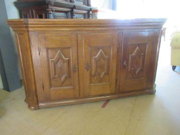 Oer 11580 groot ANTIEK 18e eeuws eiken dressoir met 3 deuren beschikbaar voor biedingen