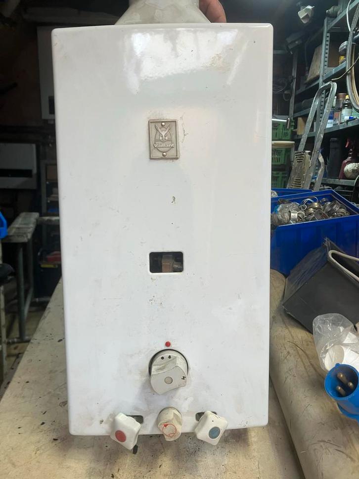 Vaillant Geiser Propaan - Camping/Caravan, Doe-het-zelf en Verbouw, Geisers en Boilers, Nieuw, Geiser, Propaan of Butaan, Minder dan 20 liter